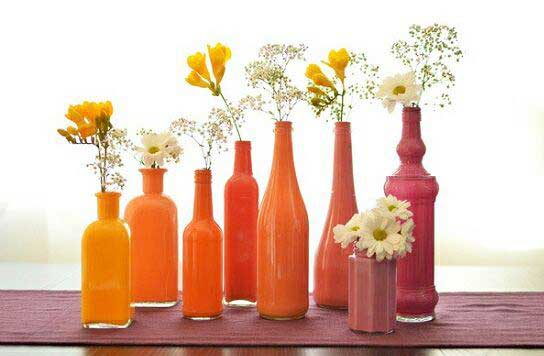 با استفاده از بطری های دور ریختنی گلدان های شیک بسازید